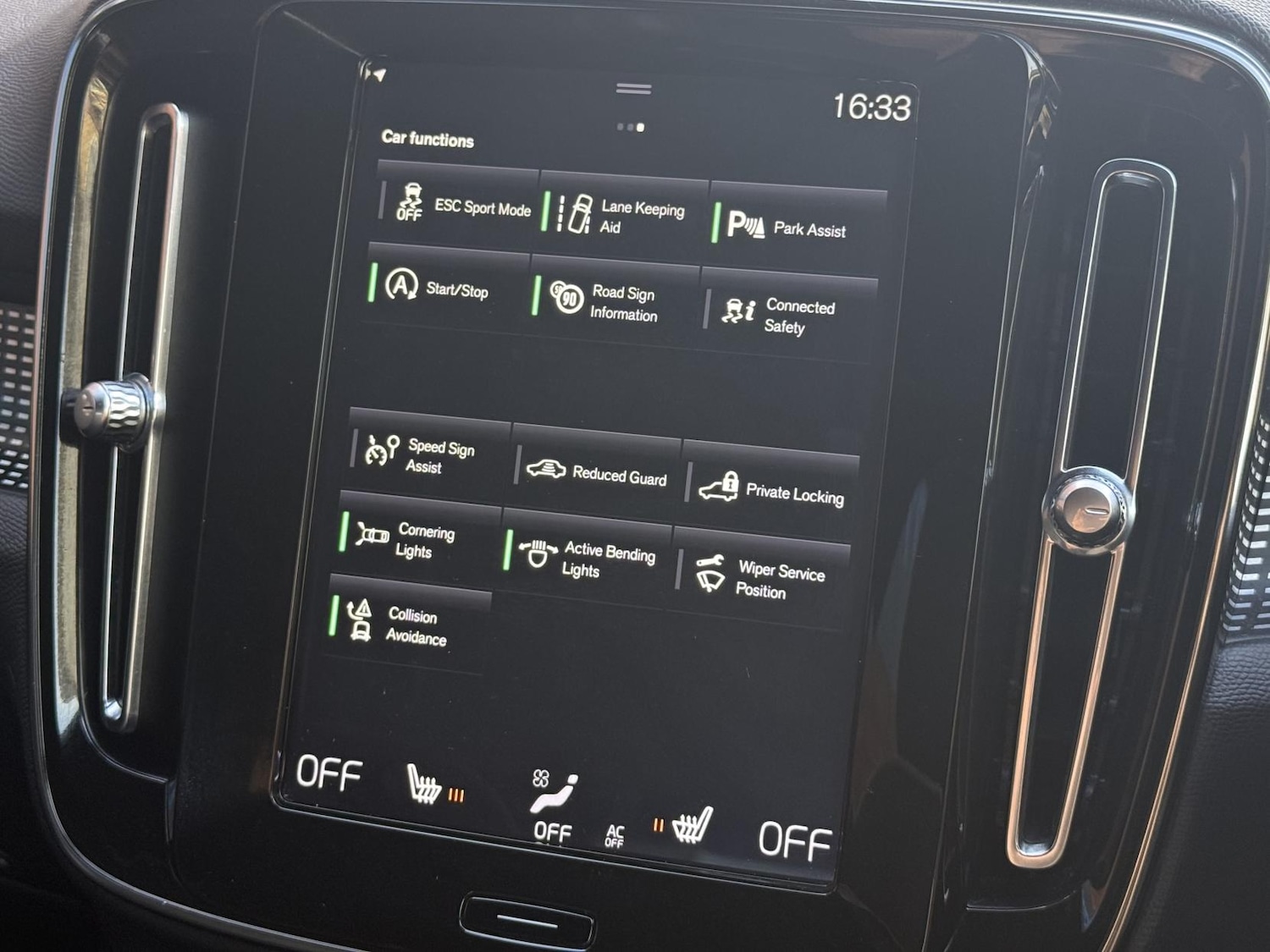 Used Volvo XC40 2020 for sale - 77941603: Photo 34