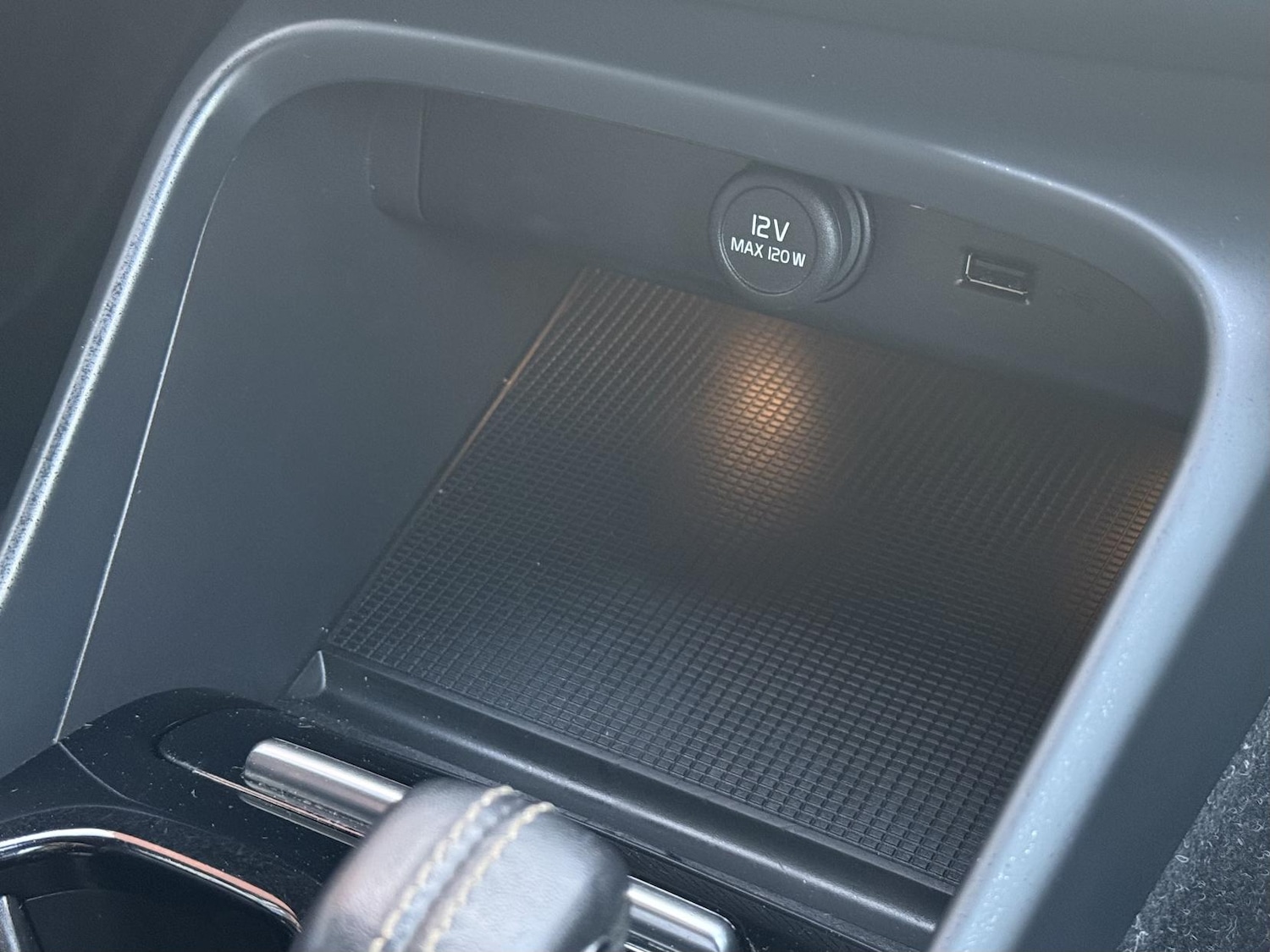 Used Volvo XC40 2020 for sale - 77941603: Photo 37