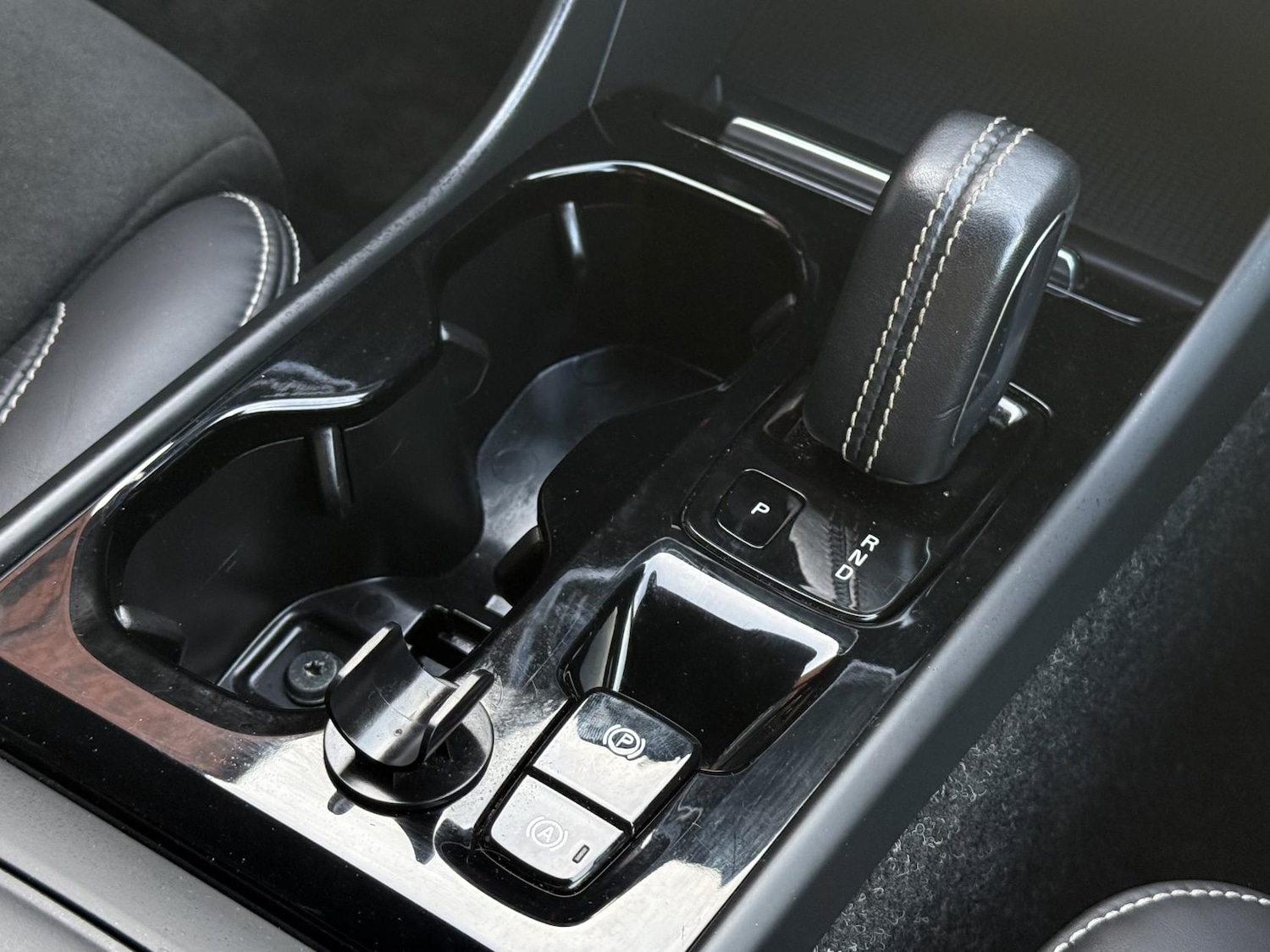 Used Volvo XC40 2020 for sale - 77941603: Photo 38