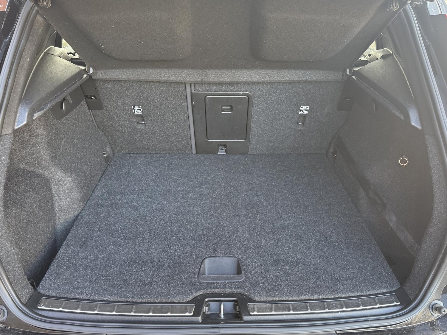 Used Volvo XC40 2020 for sale - 77941603: Photo 9