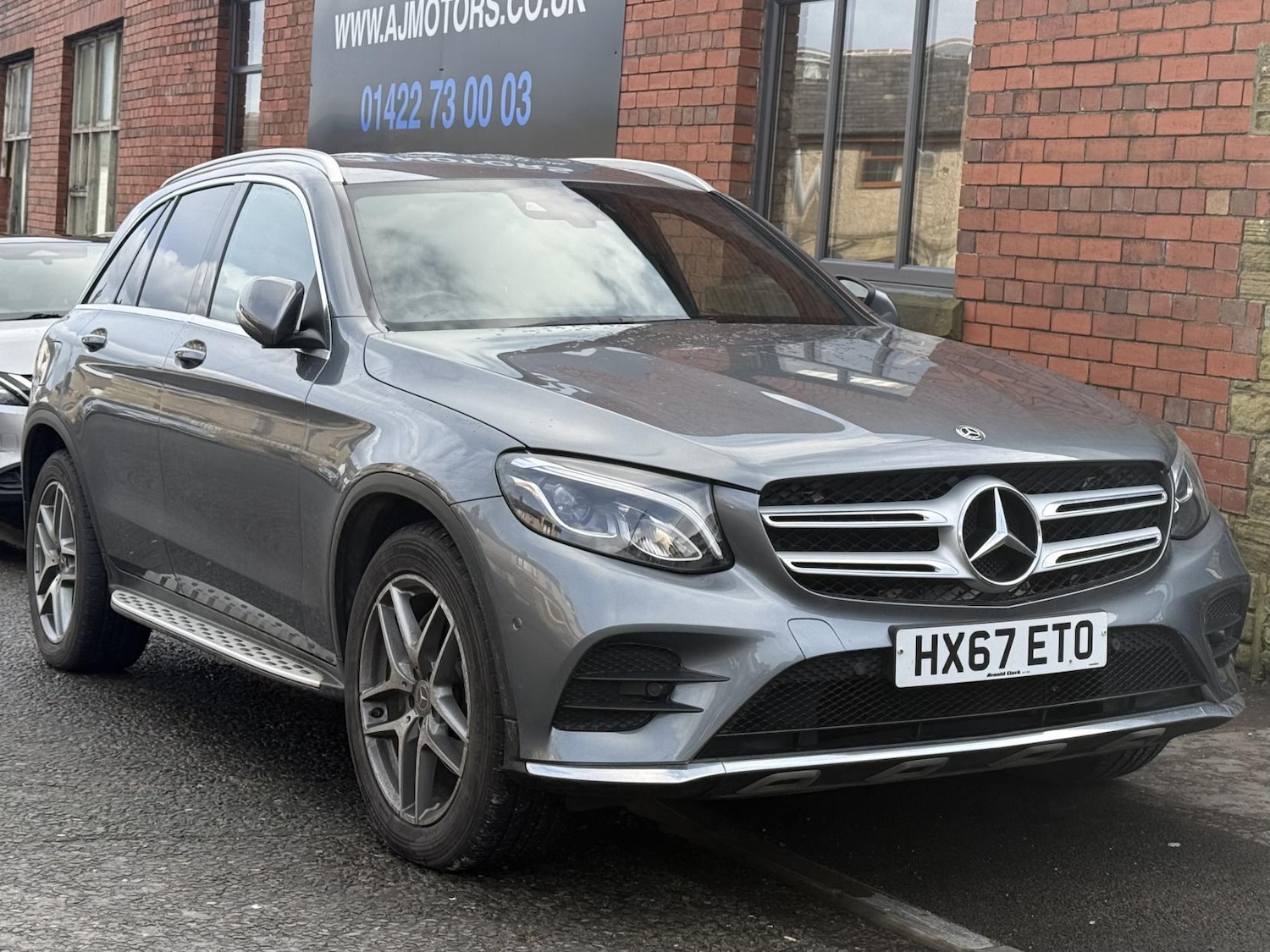 Used Mercedes-Benz GLC 2017 for sale - 77630928: Photo 1