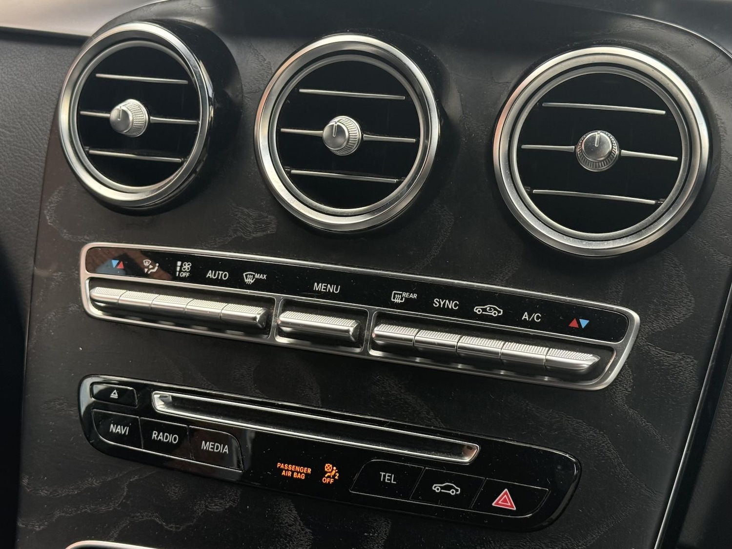 Used Mercedes-Benz GLC 2017 for sale - 77630928: Photo 26