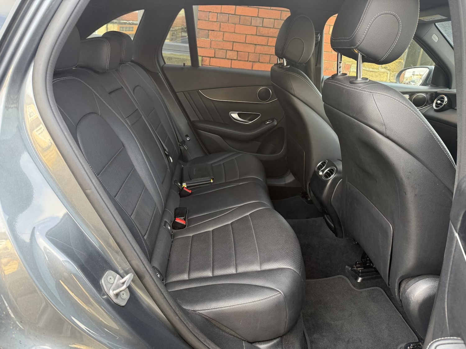 Used Mercedes-Benz GLC 2017 for sale - 77630928: Photo 9