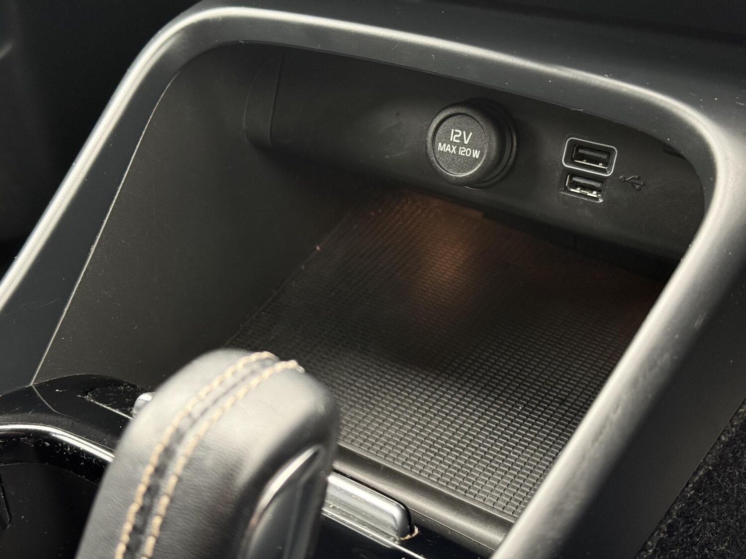 Used Volvo XC40 2021 for sale - 77525787: Photo 30