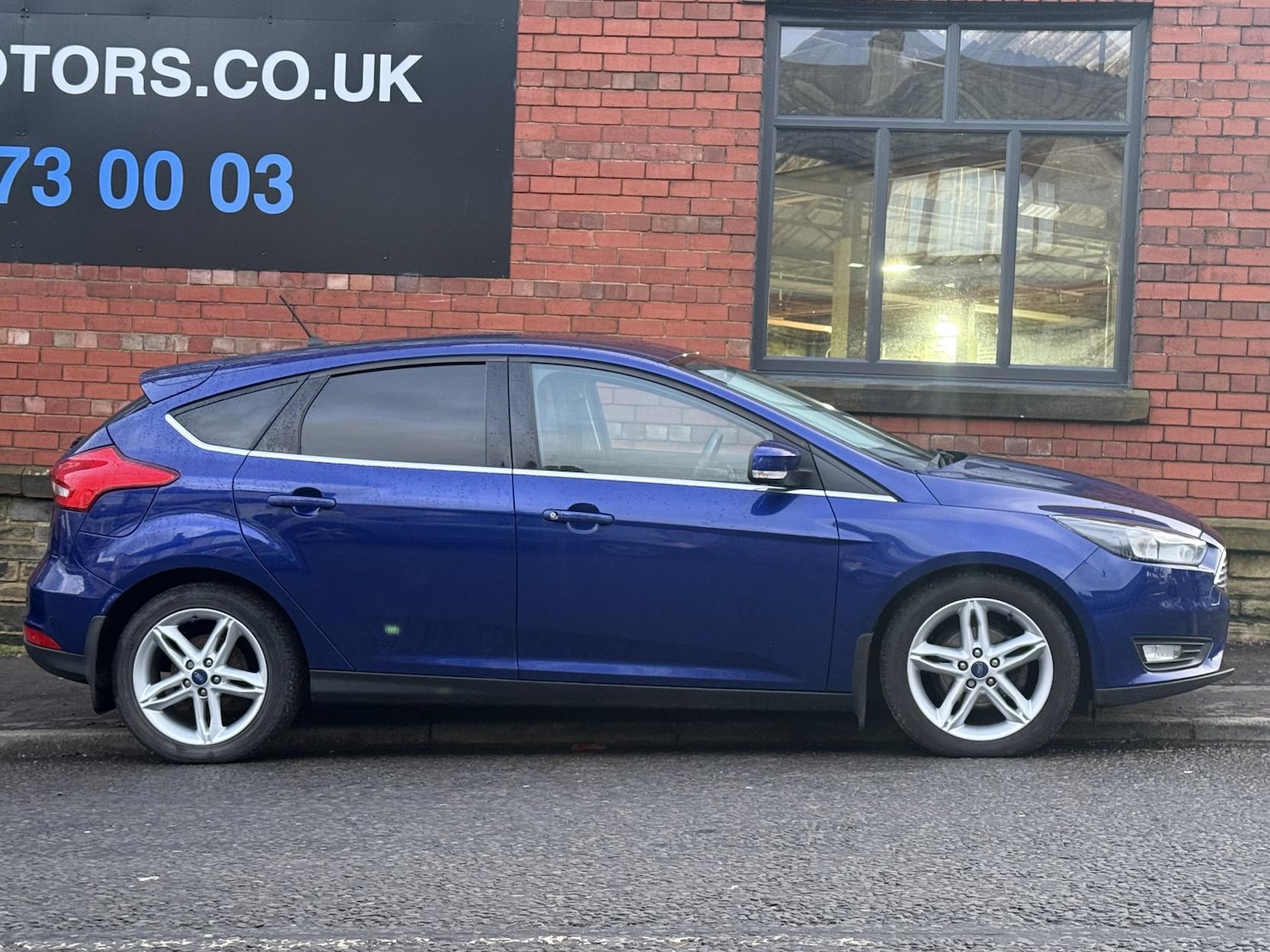 Used Ford Focus 2017 for sale - 77008875: Photo 11