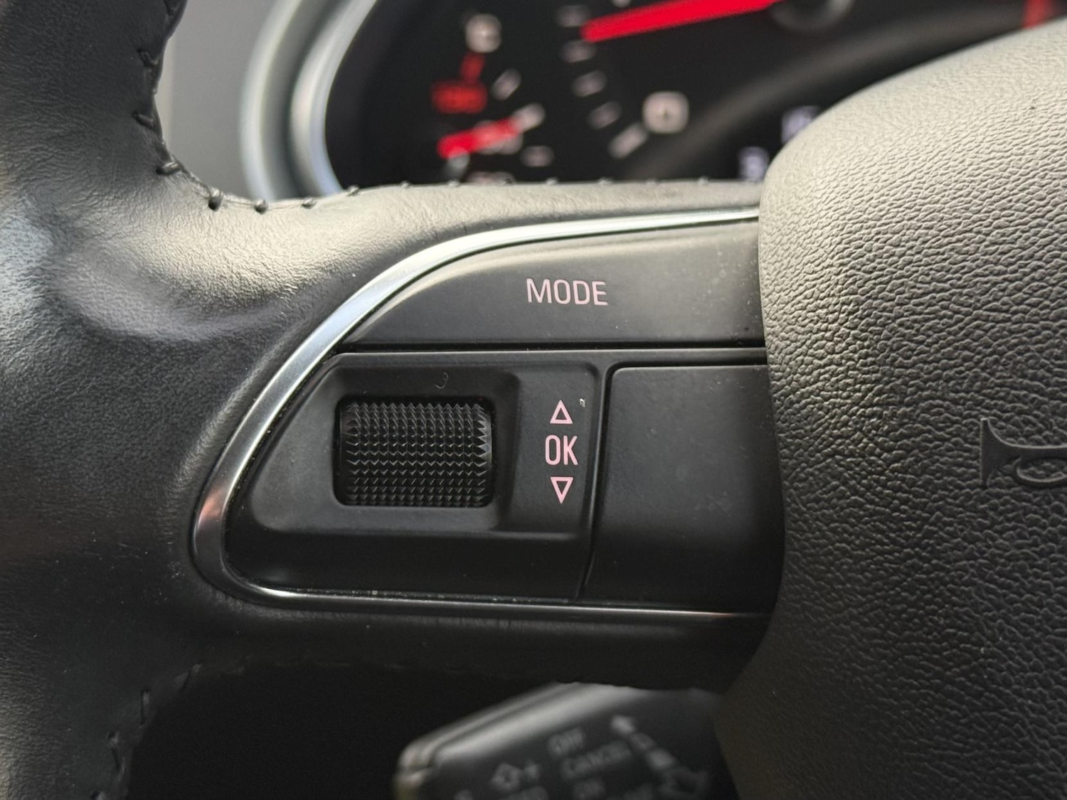 Used Audi Q7 2013 for sale - 76461667: Photo 36