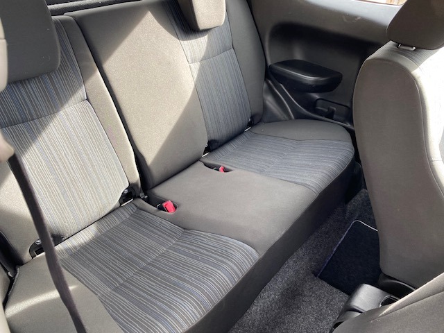 Used Suzuki Swift 2014 for sale - 76379030: Photo 4