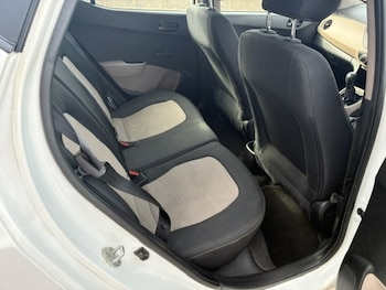 Used Hyundai i10 2016 for sale - 79467515: Photo