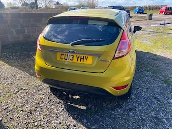 Used Ford Fiesta 2013 for sale - 77701272: Photo