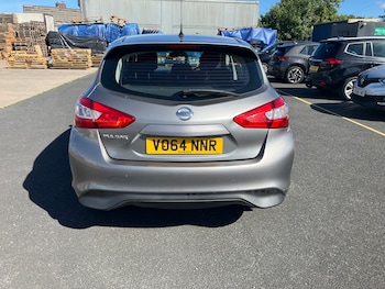 Used Nissan Pulsar 2014 for sale - 79295676: Photo