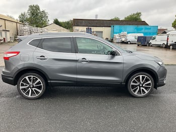 Used Nissan Qashqai 2015 for sale - 79427149: Photo