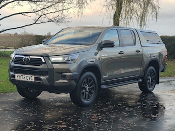 Toyota - Hilux