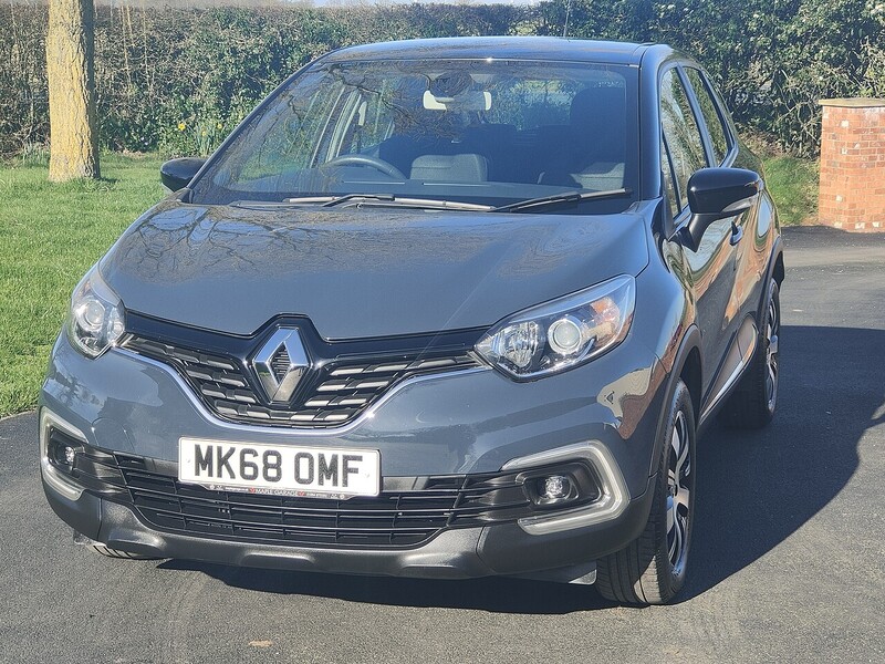 Used Renault Captur 2018 for sale - 77749255: Photo 3