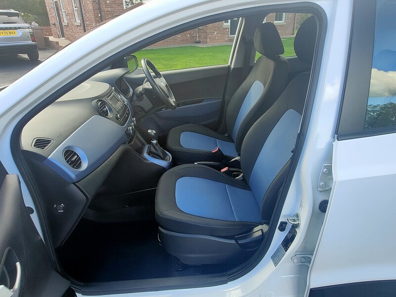 Used Hyundai i10 2016 for sale - 76950852: Photo 11