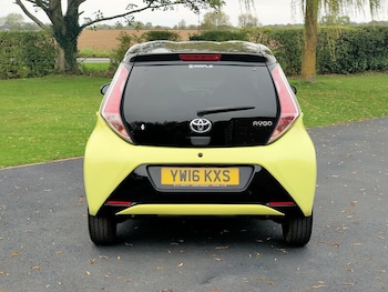Used Toyota AYGO 2016 for sale - 76566290: Photo