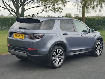Used Land Rover Discovery Sport 2021 for sale - 78402030: Photo