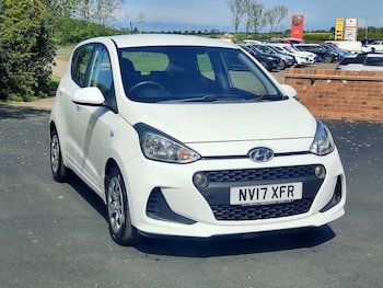 Used Hyundai i10 2017 for sale - 78714333: Photo