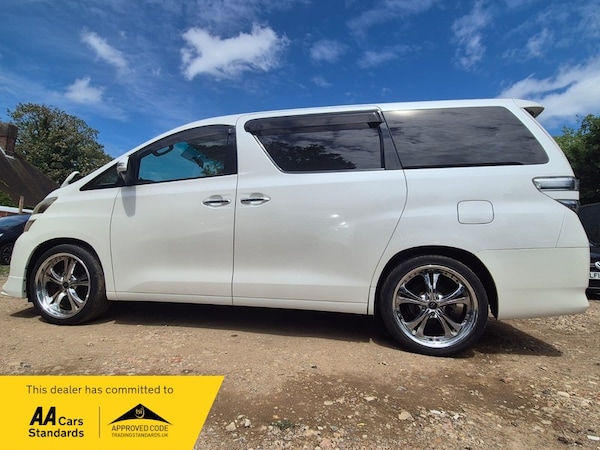 Used Toyota Vellfire 2011 for sale - 75078401: Photo 10