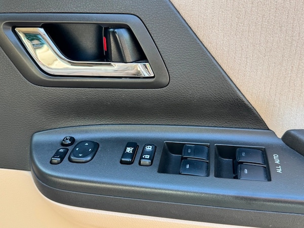 Used Toyota Vellfire 2011 for sale - 75078401: Photo 15
