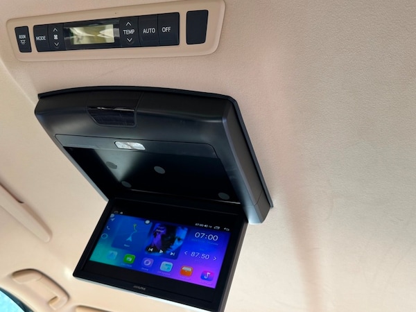 Used Toyota Vellfire 2011 for sale - 75078401: Photo 25