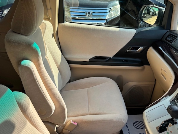 Used Toyota Vellfire 2011 for sale - 75078401: Photo 26