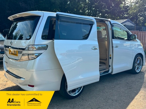 Used Toyota Vellfire 2011 for sale - 75078401: Photo 32