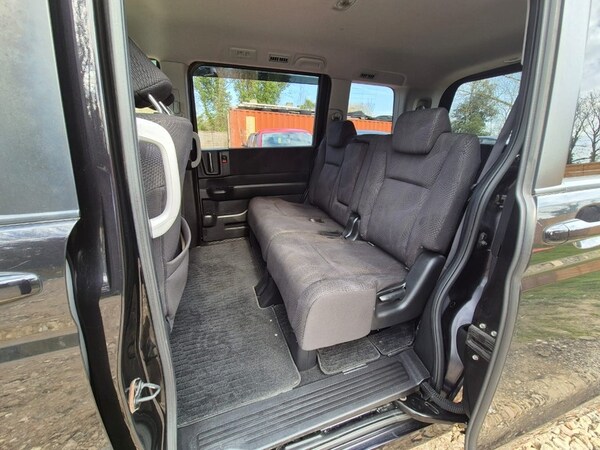Used Honda Stepwagon 2012 for sale - 74278081: Photo 20