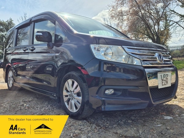 Used Honda Stepwagon 2012 for sale - 74278081: Photo 2