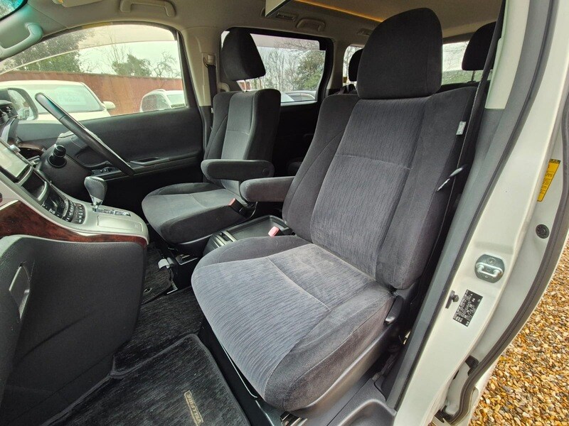 Used Toyota Vellfire 2012 for sale - 77452716: Photo 13