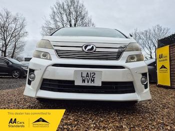 Used Toyota Vellfire 2012 for sale - 77452716: Photo