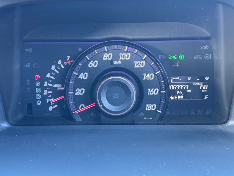 Used Honda Stepwagon 2010 for sale - 76497031: Photo 13