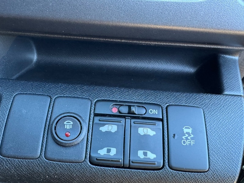 Used Honda Stepwagon 2010 for sale - 76497031: Photo 19