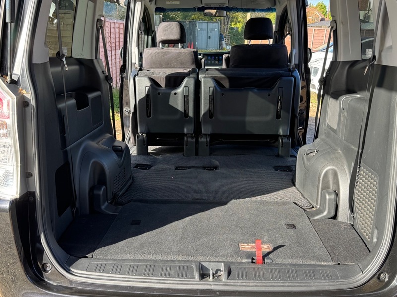 Used Honda Stepwagon 2010 for sale - 76497031: Photo 29