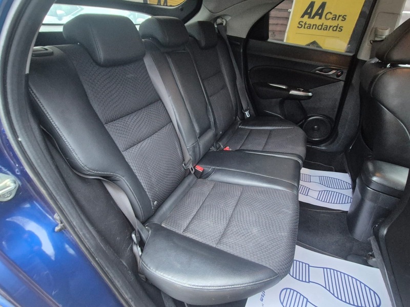 Used Honda Civic 2010 for sale - 77897724: Photo 19