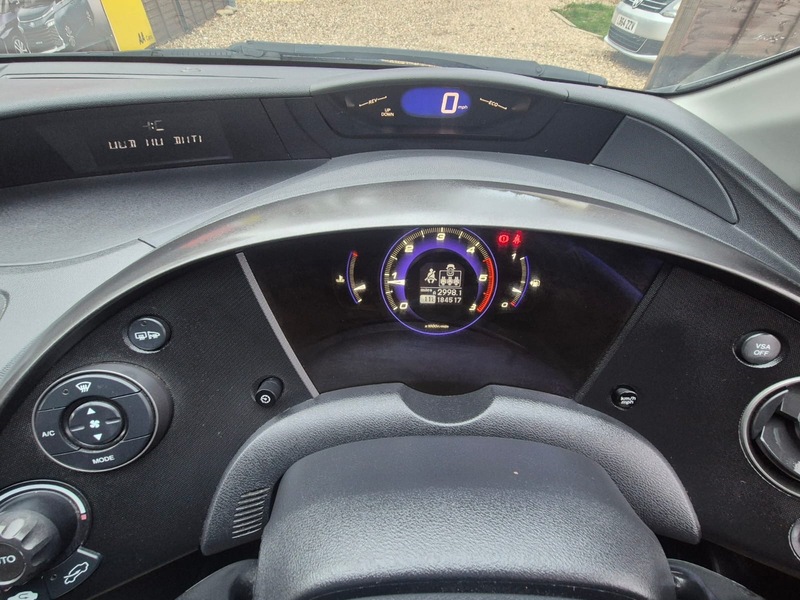 Used Honda Civic 2010 for sale - 77897724: Photo 21