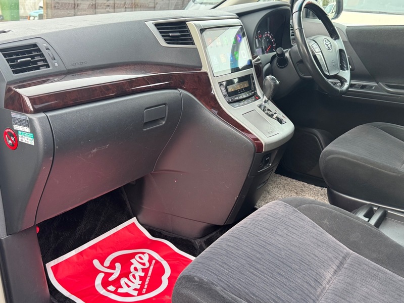 Used Toyota Alphard 2014 for sale - 77564123: Photo 14