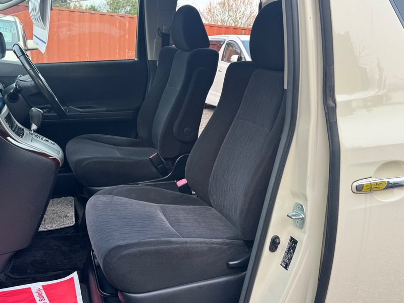 Used Toyota Alphard 2014 for sale - 77564123: Photo 18