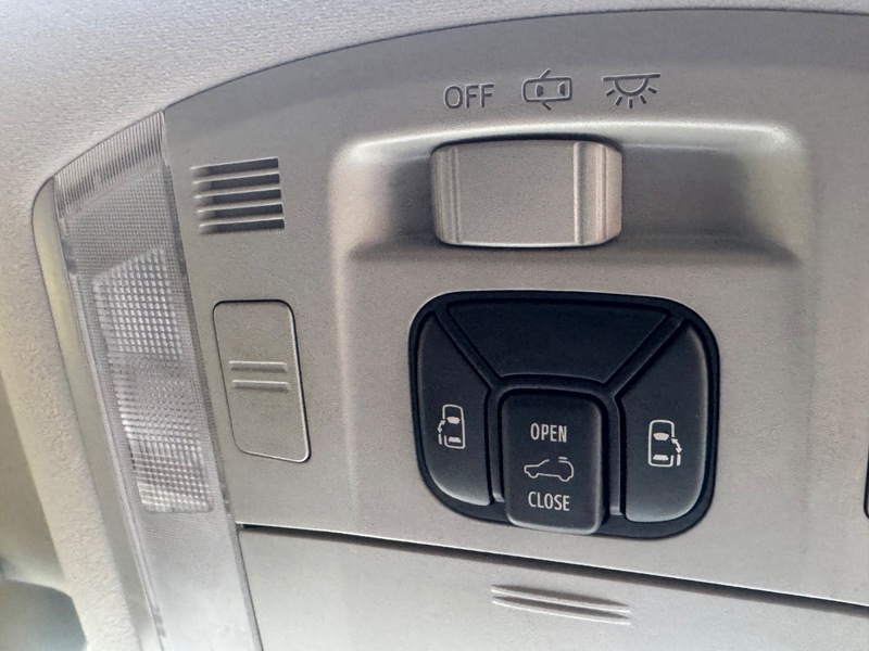 Used Toyota Alphard 2014 for sale - 77564123: Photo 24