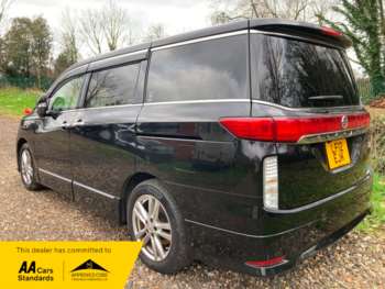 Used Nissan Elgrand  for sale - 73189746: Photo