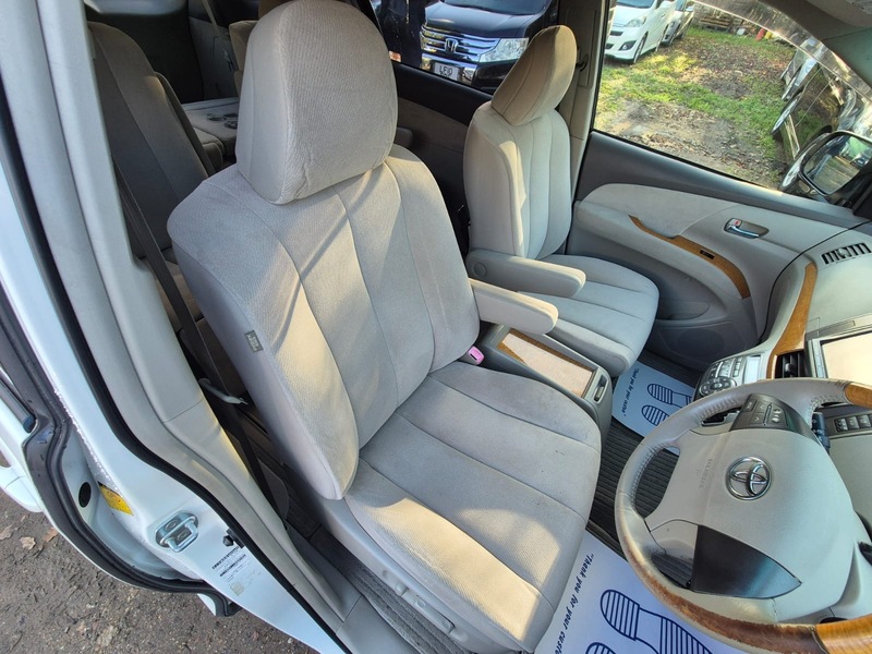 Used Toyota Estima 2011 for sale - 76798931: Photo 12