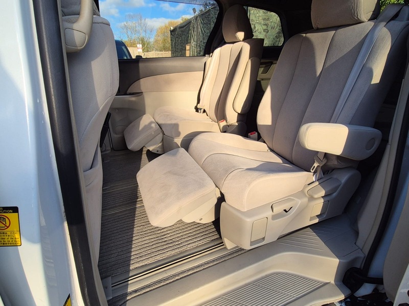 Used Toyota Estima 2011 for sale - 76798931: Photo 15