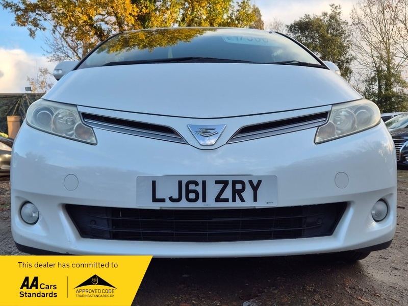 Used Toyota Estima 2011 for sale - 76798931: Photo 2