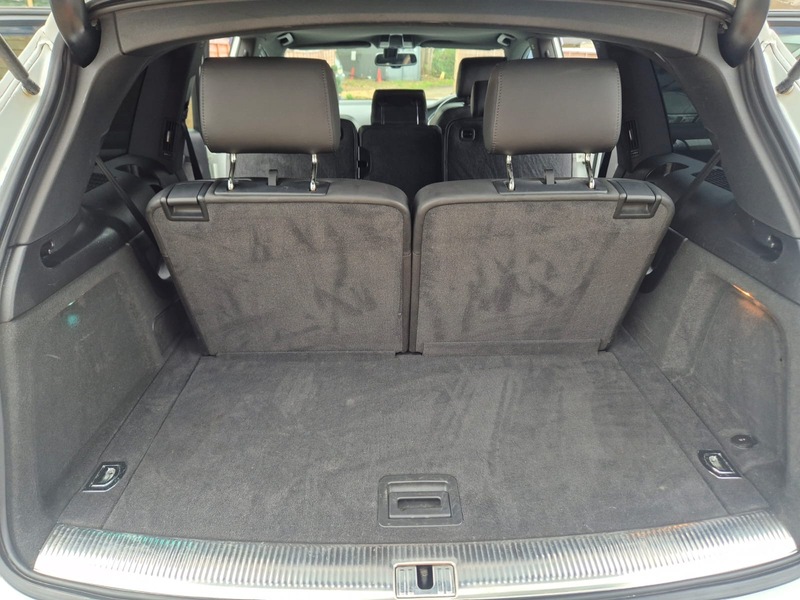 Used Audi Q7 2010 for sale - 76798934: Photo 29
