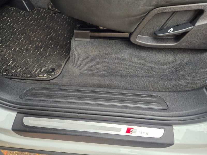 Used Audi Q7 2010 for sale - 76798934: Photo 34