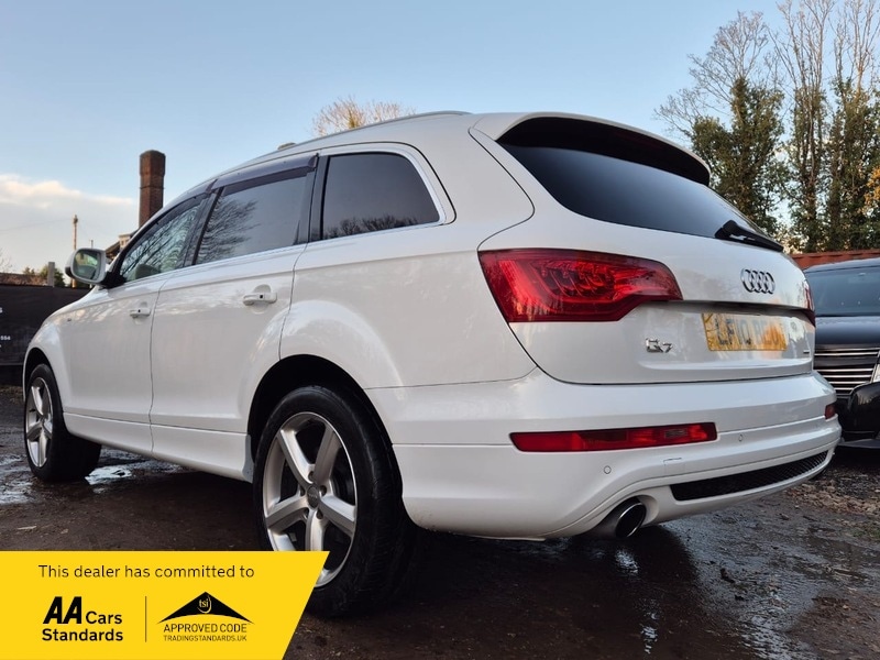 Used Audi Q7 2010 for sale - 76798934: Photo 4