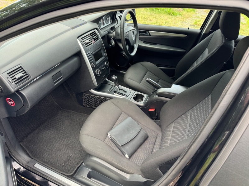 Used Mercedes-Benz B Class 2011 for sale - 77976856: Photo 7