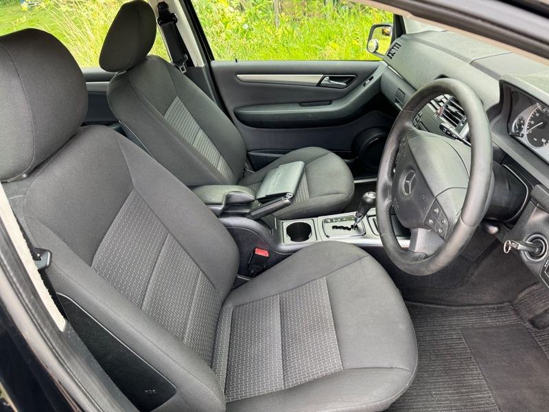 Used Mercedes-Benz B Class 2011 for sale - 77976856: Photo 8