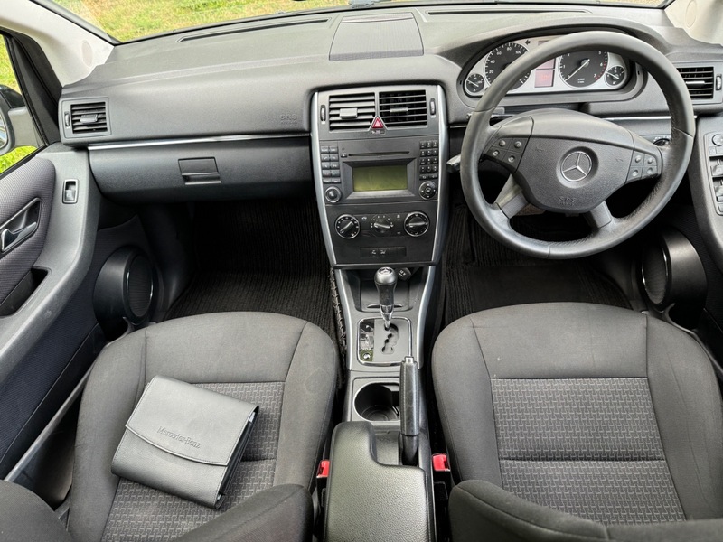 Used Mercedes-Benz B Class 2011 for sale - 77976856: Photo 9