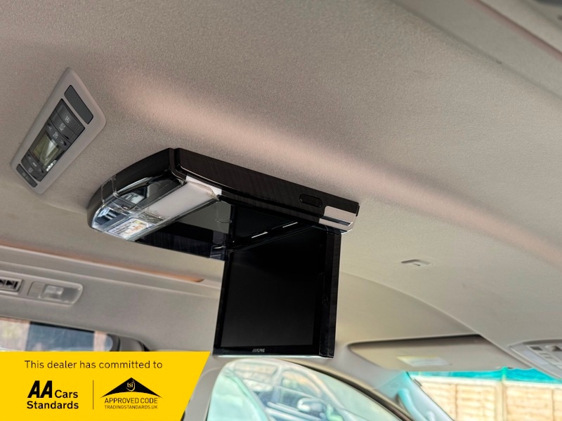 Used Toyota Alphard 2012 for sale - 76057172: Photo 18