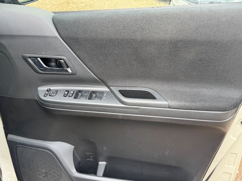 Used Toyota Alphard 2012 for sale - 76057172: Photo 21